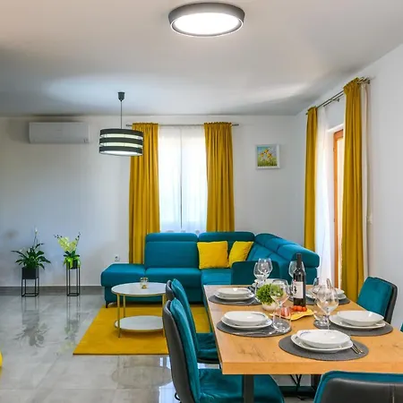 David Apartament Kavran