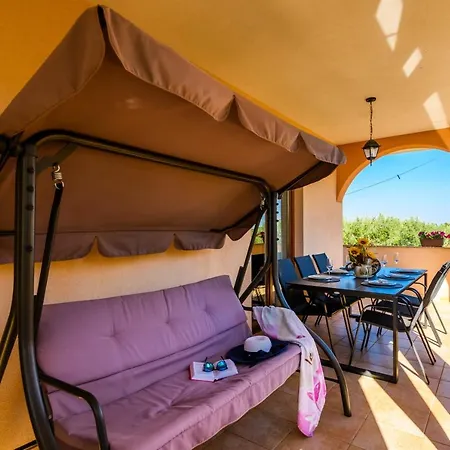 David Apartman Kavran